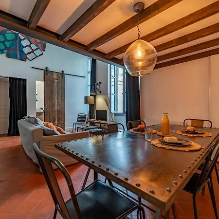 Apartmán Loft Calme A La Maison Carree - Nuit A