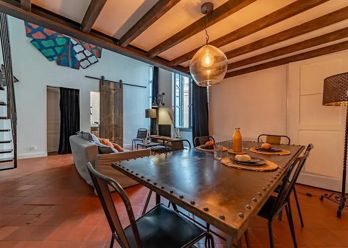 Apartman Loft Calme A La Maison Carree - Nuit A