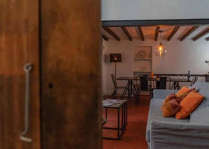 Loft Calme A La Maison Carree - Nuit A Apartman
