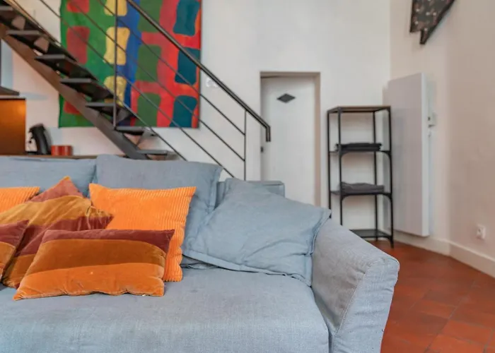 Loft Calme A La Maison Carree - Nuit A Apartman